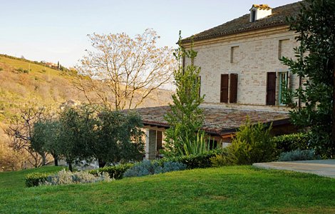 Country-House-I-Lauri-Montefiore-dell-Aso