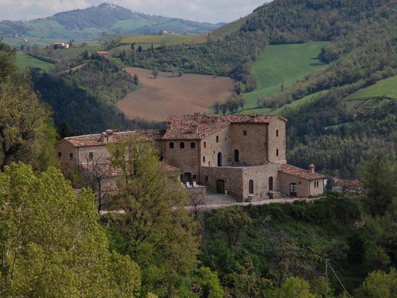 Agriturismo Borgo Storico Cisterna