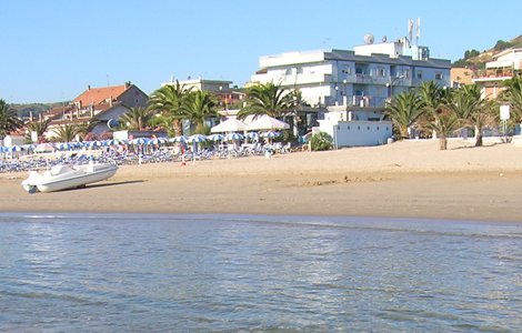 Spiaggia-Hotel-Caraibi-Grottammare